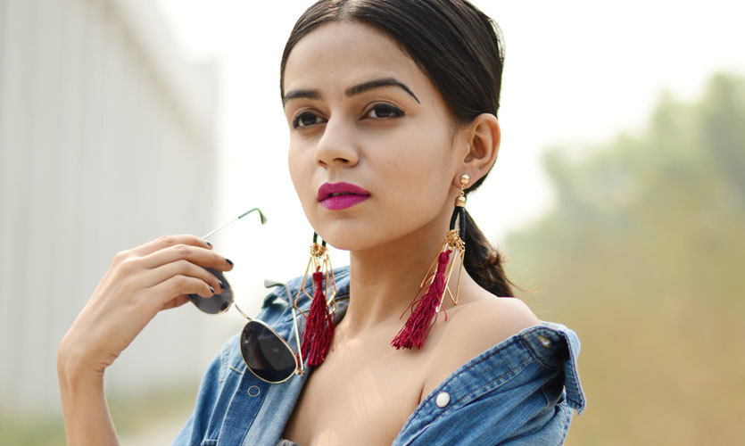 Komal Pandey’s phenomenal styling!